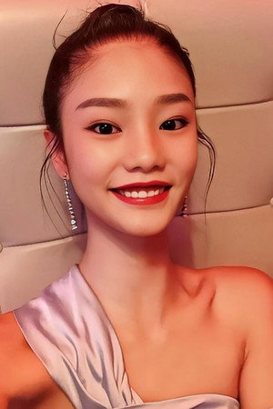 Wang Yi profil kép