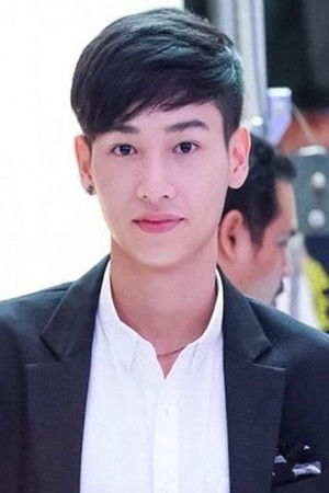 Gun Atthaphan Phunsawat