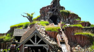 Ernest Goes to Splash Mountain háttérkép