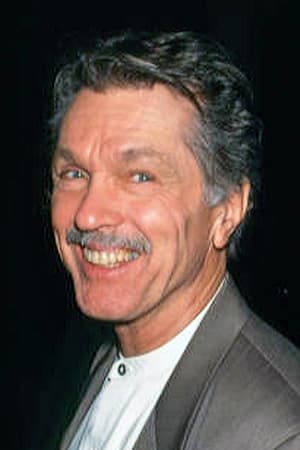 Tom Skerritt profil kép