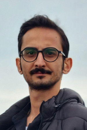 Hessan Parandeh profil kép