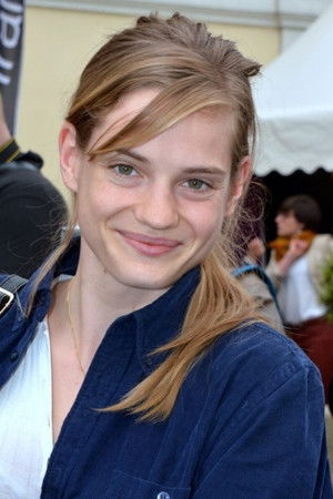 Noémie Schmidt profil kép