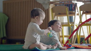 Crèches, razzia sur les bébés 1. évad Ep.2 2. epizód