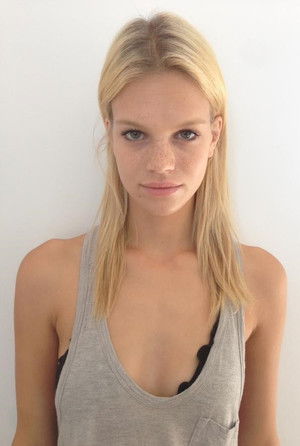 Nadine Leopold profil kép