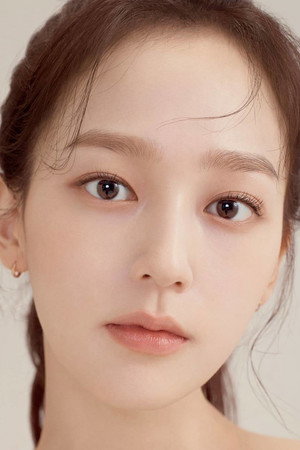 Yoon Ye Joo profil kép