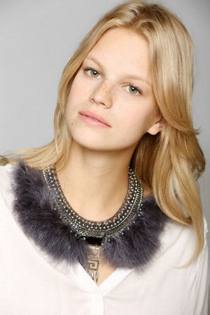 Nadine Leopold profil kép