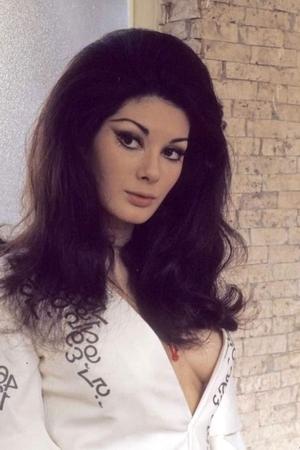 Edwige Fenech profil kép