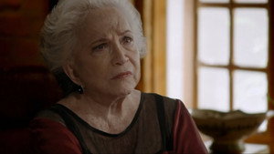 Babilônia 1. évad Ep.82 82. epizód