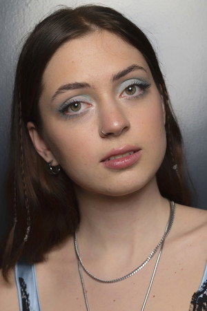 Lizzy McAlpine profil kép