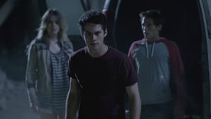 Teen Wolf: Farkasbőrben 4. évad Ep.12 Füst és tükrök