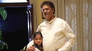 కుటుంబ కథా చిత్రం háttérkép