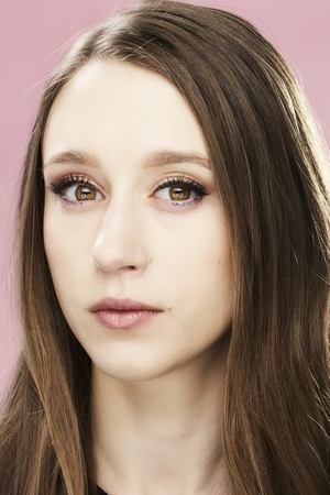 Taissa Farmiga profil kép