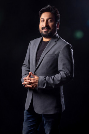 Saju Khadem profil kép