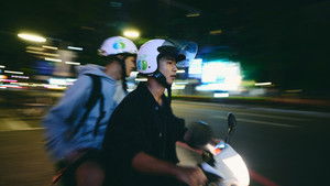 午夜節拍 háttérkép