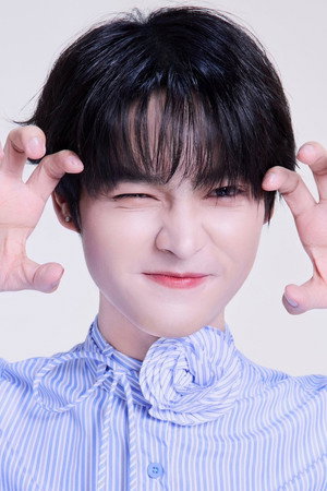 สรนันท์ สุขสวัสดิ์ profil kép