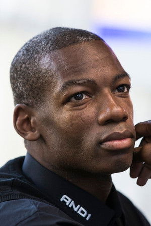 Howard Frier profil kép