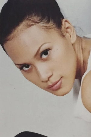 Inong Ayu profil kép