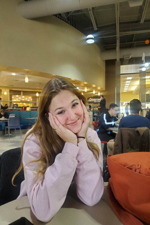Julia Browning profil kép