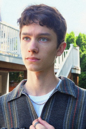 Bennett Newton profil kép