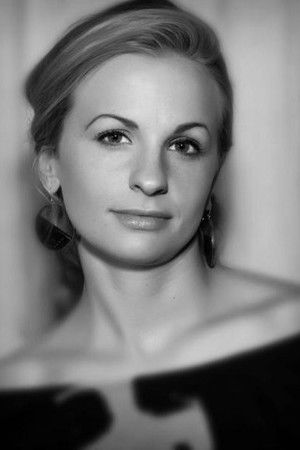 Elina Purde profil kép