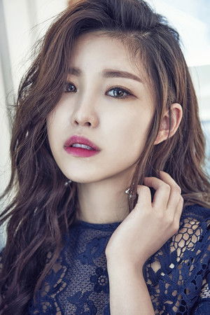 Jun Hyo-seong profil kép