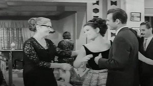 اللقاء الثاني háttérkép