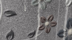 Etched Flowers háttérkép