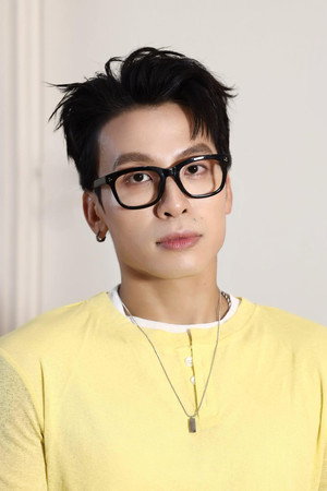 Thơm profil kép
