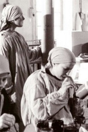 L'hôpital de Leningrad poszter