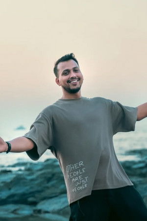 Hemant Mishra profil kép