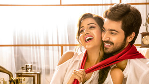 ப்யார் ப்ரேமா காதல் háttérkép
