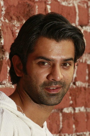 Barun Sobti profil kép