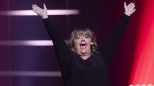 Lise Dion : Chu rendue là háttérkép