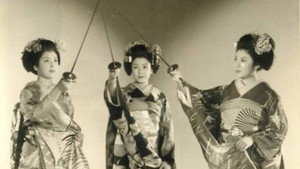 舞妓三銃士 háttérkép