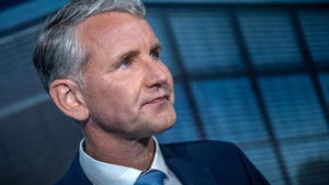 Höcke. Und seine Hintermänner háttérkép
