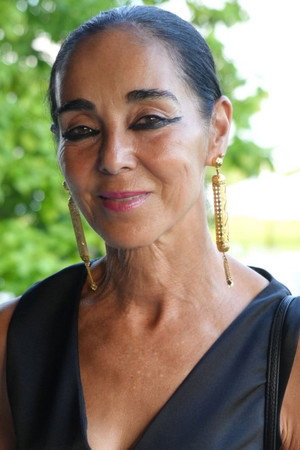 Shirin Neshat profil kép