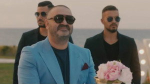 Bana Bir Soygun Yaz 2 háttérkép