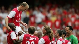 Arsenal Legends: Dennis Bergkamp háttérkép