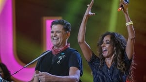 Carlos Vives en compañía háttérkép