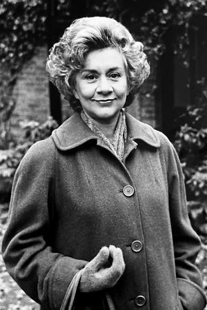 Joan Plowright profil kép