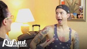 Whatcha Packin' Season 2 Ep.9 9. epizód