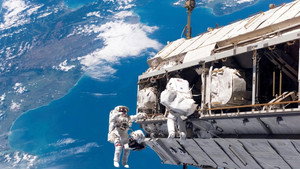 La Station spatiale internationale - Missions à haut risque háttérkép