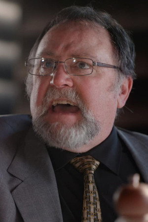 Angus MacNeil profil kép