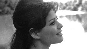 Claudia Cardinale, la créature du secret háttérkép