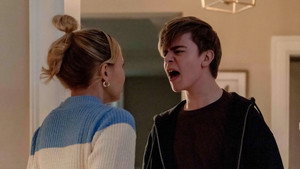 Dateless to Dangerous: My Son's Secret Life háttérkép