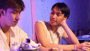 ราฟกับชาย háttérkép