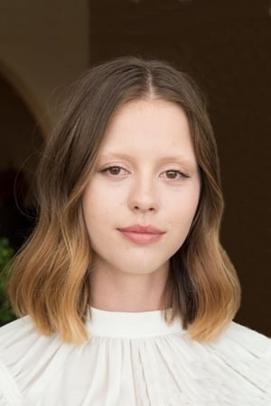 Mia Goth profil kép