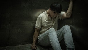 七月返歸 háttérkép