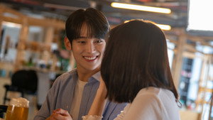 나는 최애를 고르는 중입니다 kép