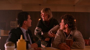 Twin Peaks 1. évad Ep.2 Nyomok a semmibe